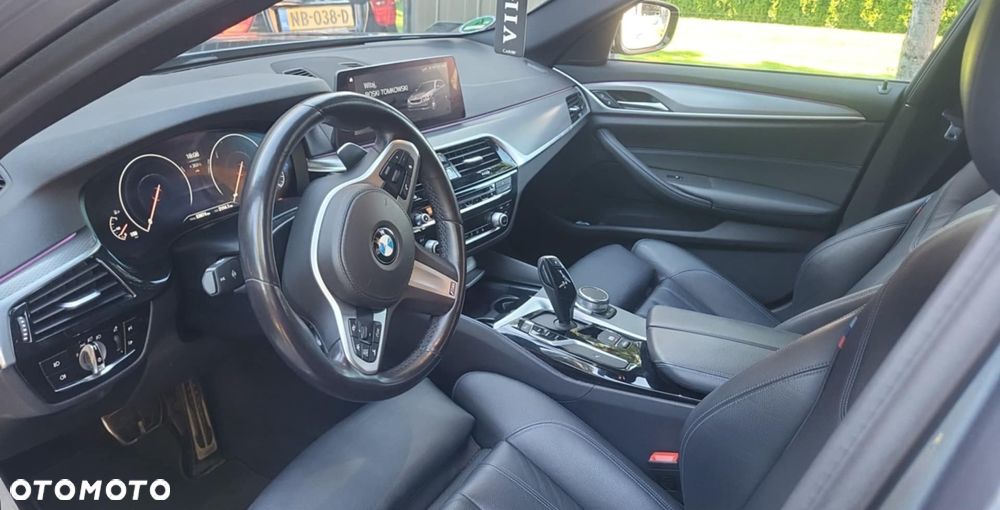 BMW Seria 5 530i M Sport Edition - 21