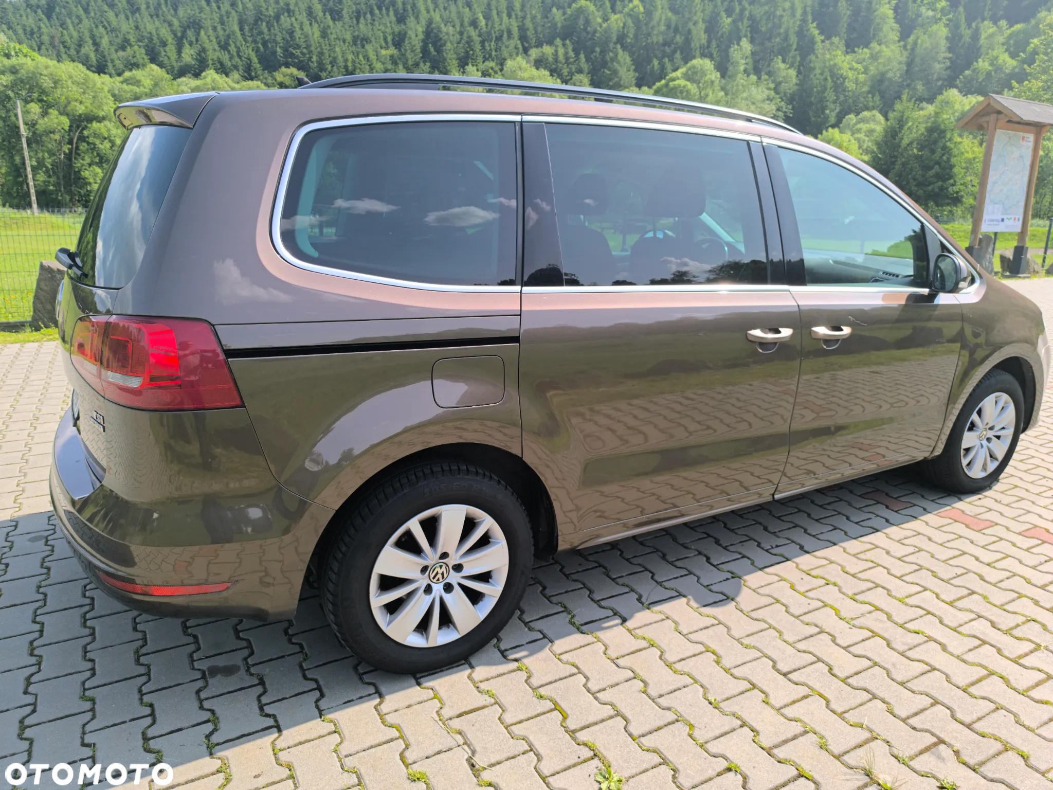 Volkswagen Sharan 1.4 TSI BlueMotion Technology Comfortline - 4