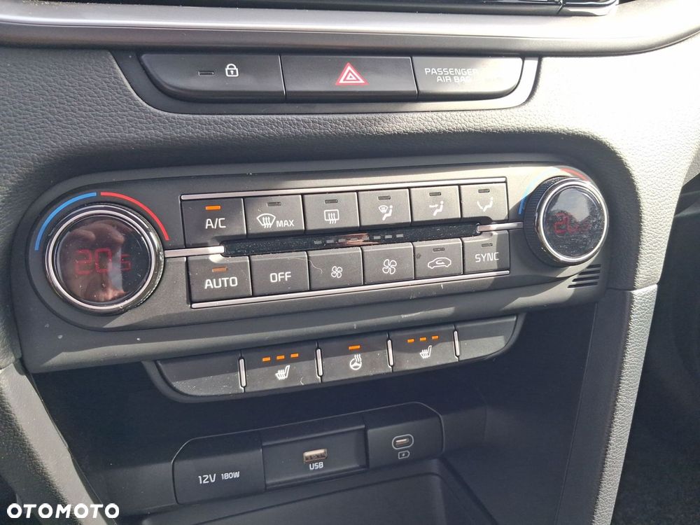 Kia XCeed - 21