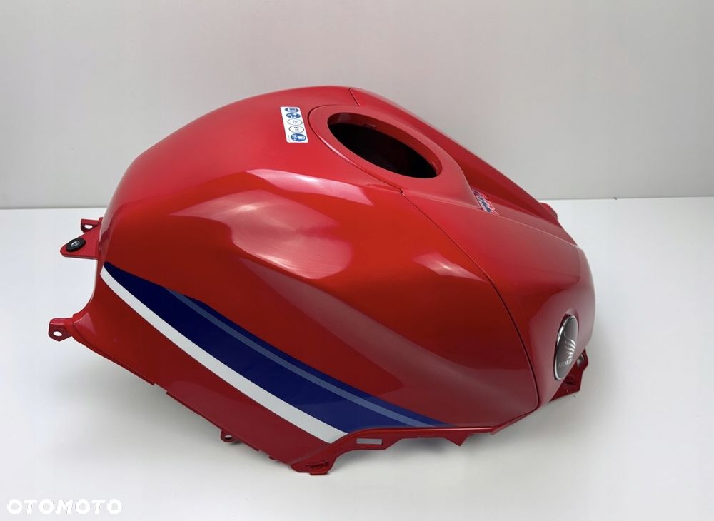 Nakładka zbiornika Honda CBR 600RR PC69 2024- Oryginał - 7