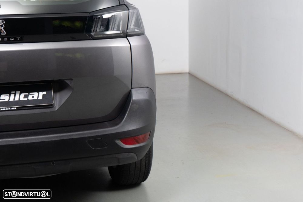 Peugeot 5008 1.2 PureTech Allure EAT8 - 18