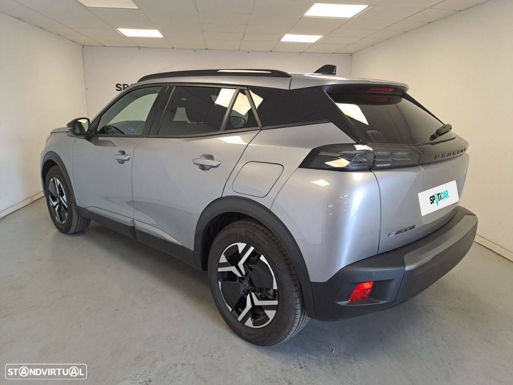 Peugeot e-2008 54 kWh Allure - 5