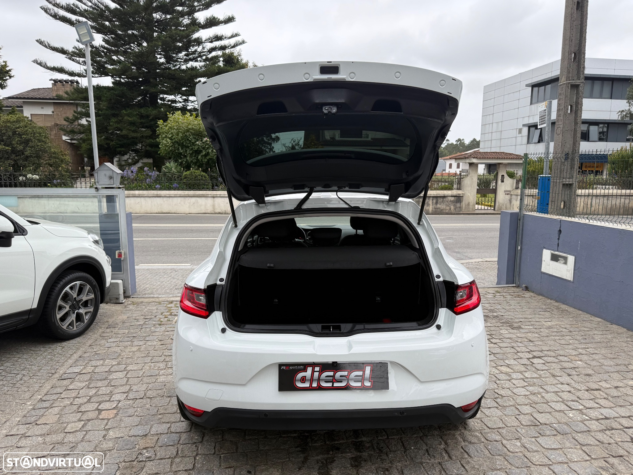 Renault Mégane 1.5 dCi Limited - 10
