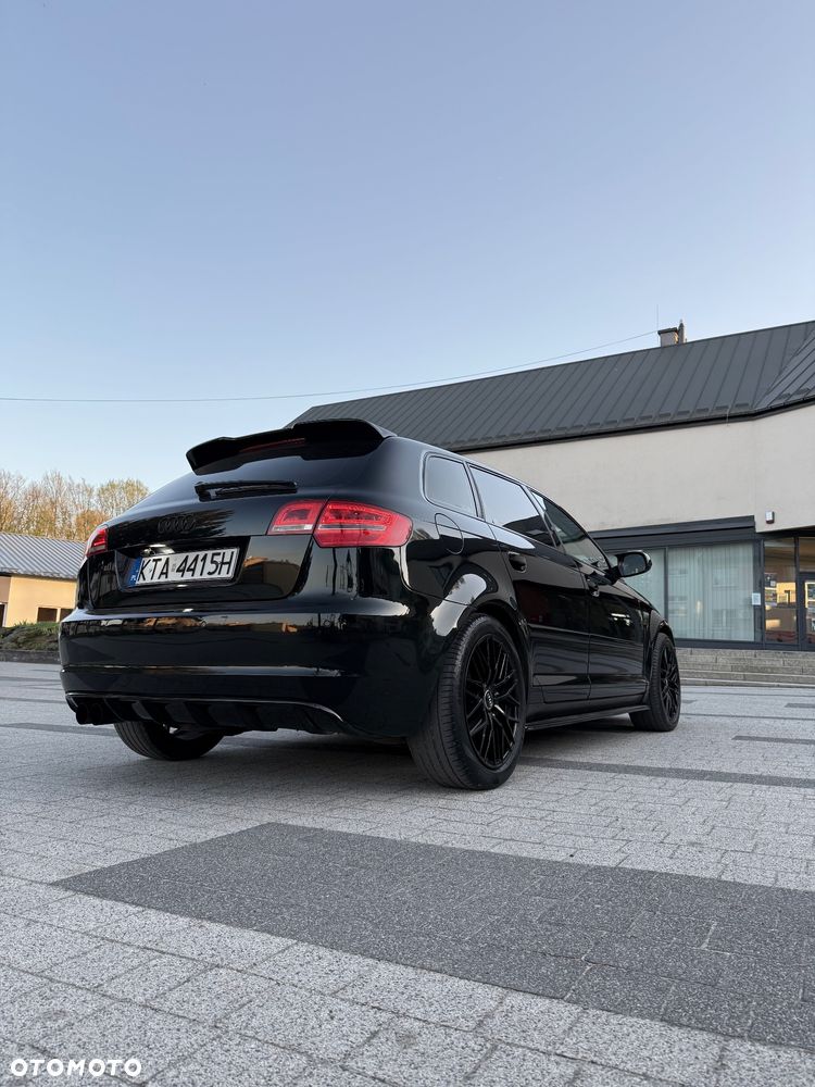 Audi A3 Sportback - 13