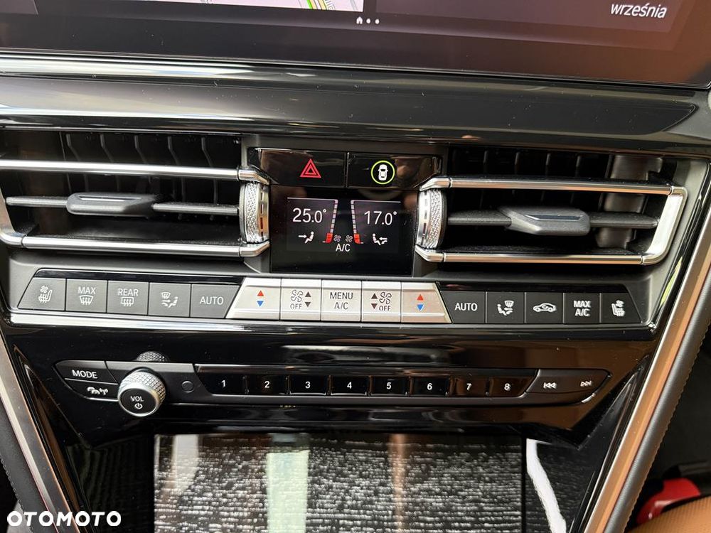 BMW Seria 8 - 19
