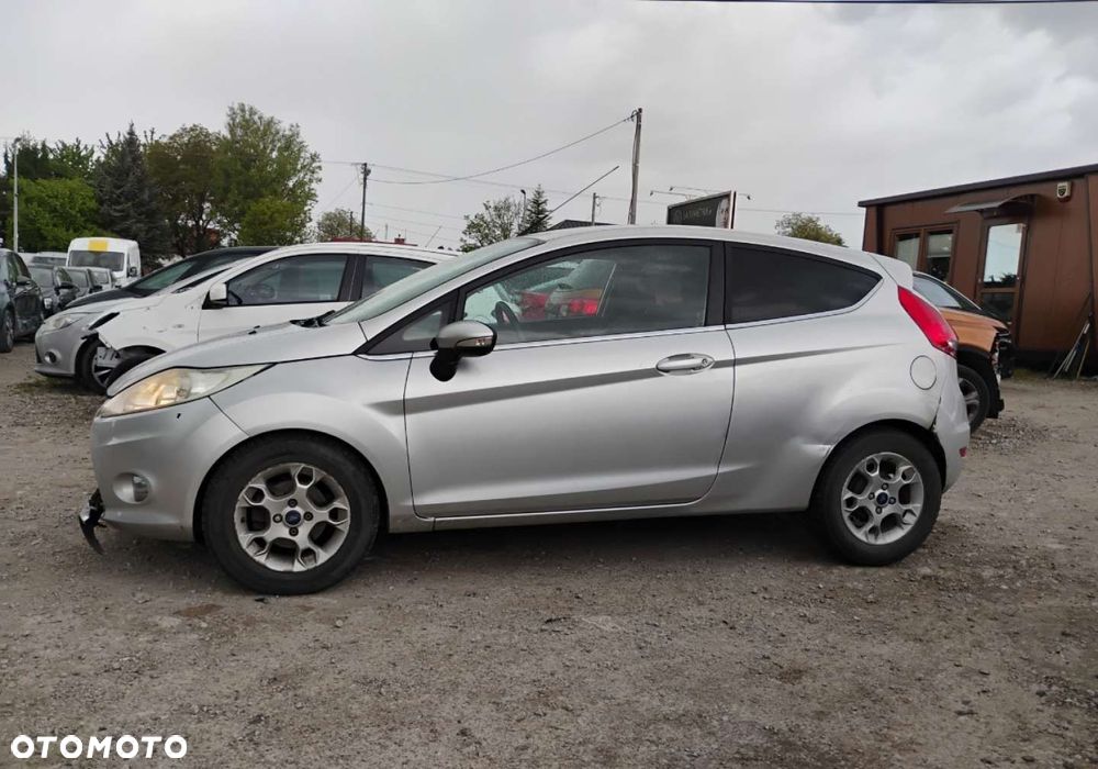 Ford Fiesta - 23