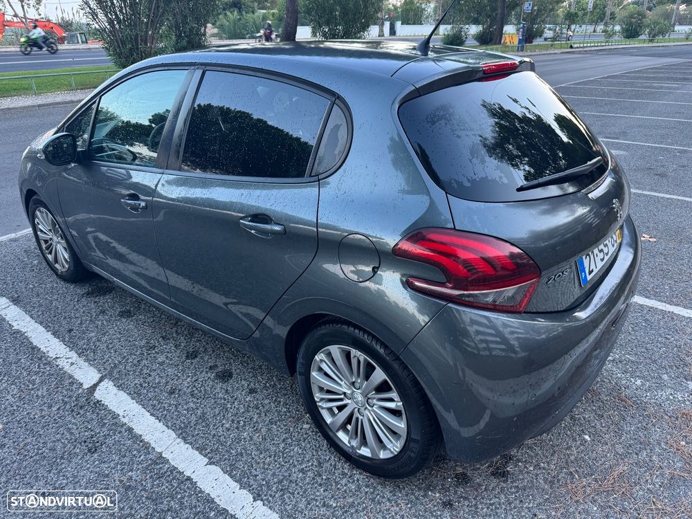 Peugeot 208 1.2 PureTech Style - 7