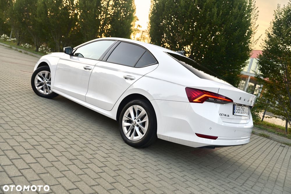Skoda Octavia 2.0 TDI Ambition - 4