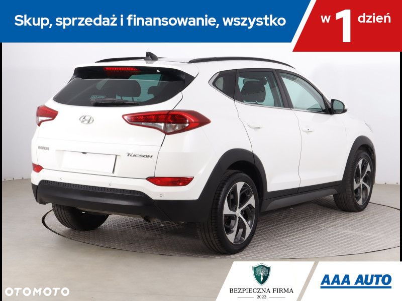 Hyundai Tucson - 6