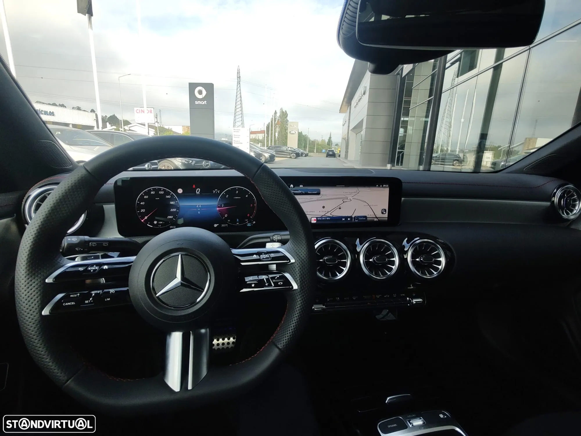 Mercedes-Benz CLA 180 d Shooting Brake AMG Line Aut. - 12