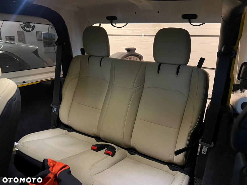 Jeep Wrangler 2.0 T-GDI Hardtop AWD Automatik Sport - 2