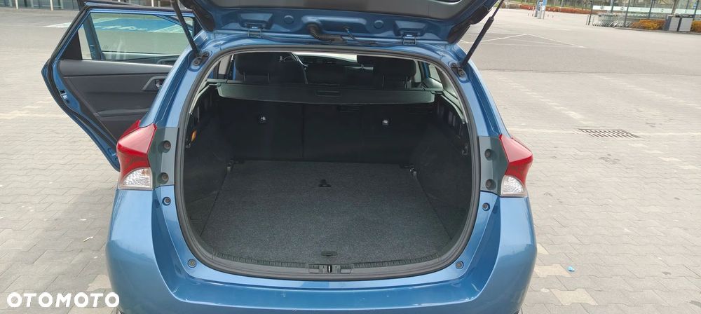 Toyota Auris - 9