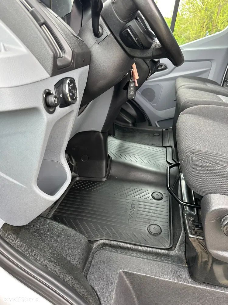 Ford Transit L2H2 AWD Trend - 40