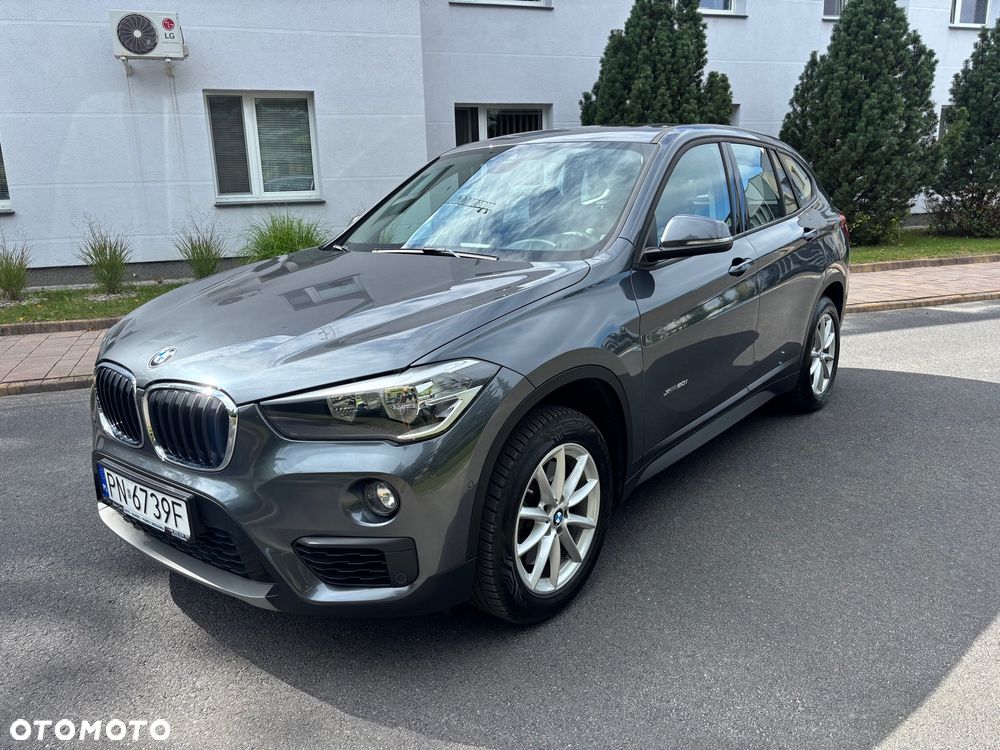 BMW X1 xDrive20i - 24