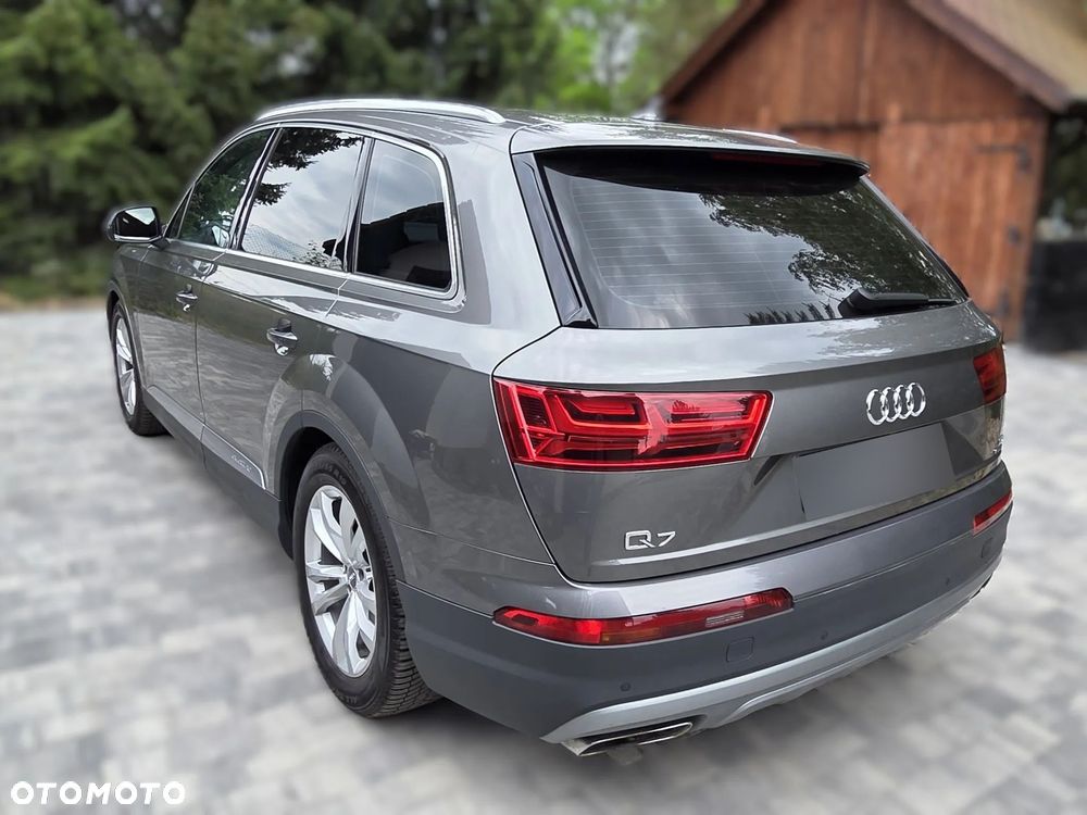 Audi Q7 - 2
