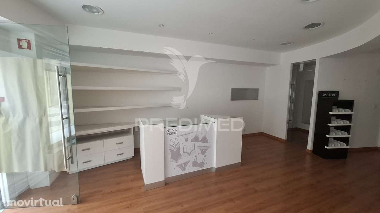 Oportunidade Única – Loja para Comércio no Coração de Portalegre - Grande imagem: 4/10