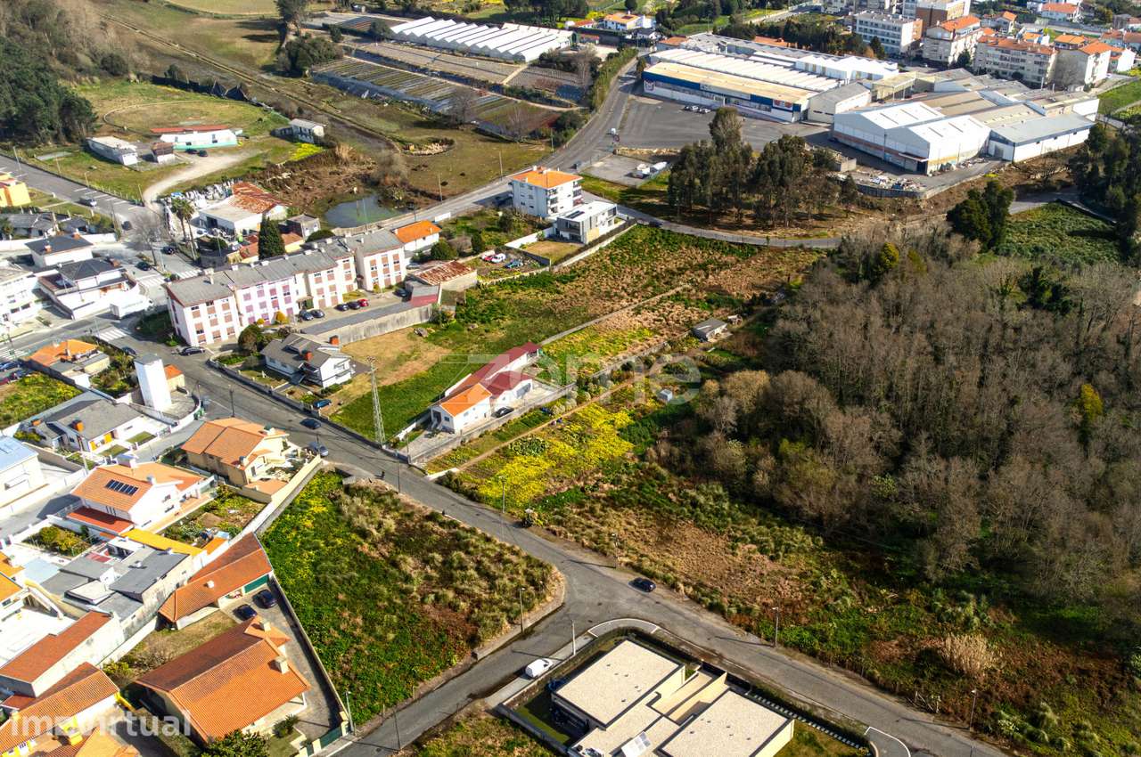 Urbano 1017m², plano, PIP em curso, Rua da Pousada, Perosinho, Gaia - Grande imagem: 2/19