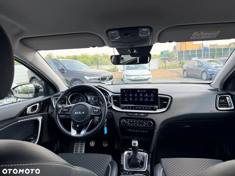 Kia Ceed 1.5 T-GDI Business Line - 20