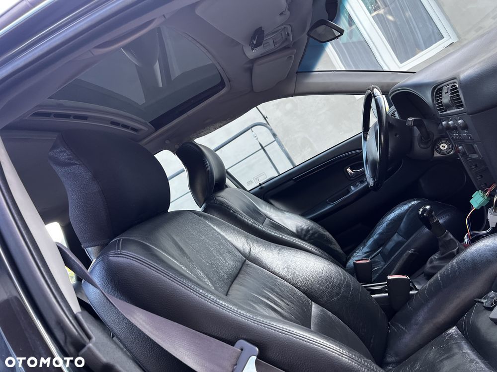 Volvo V40 - 2
