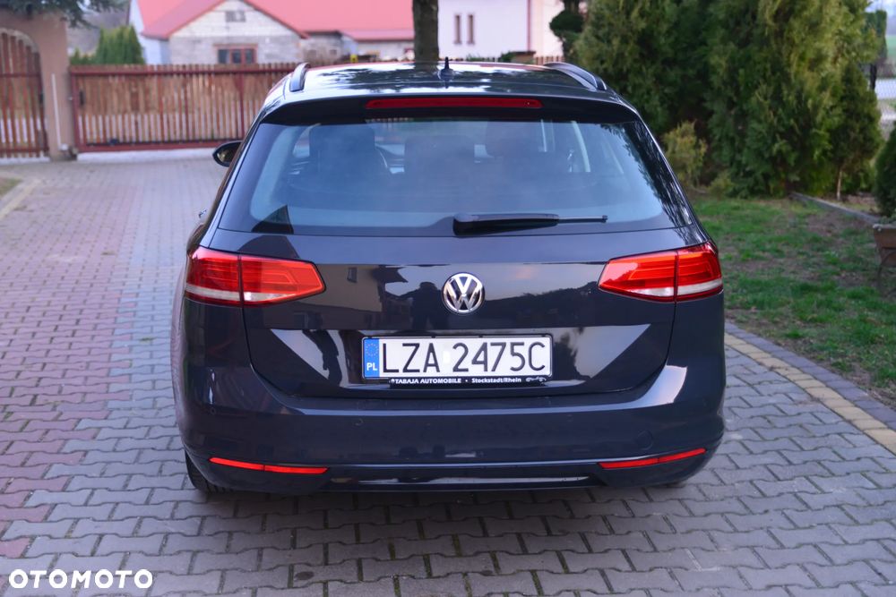 Volkswagen Passat - 7