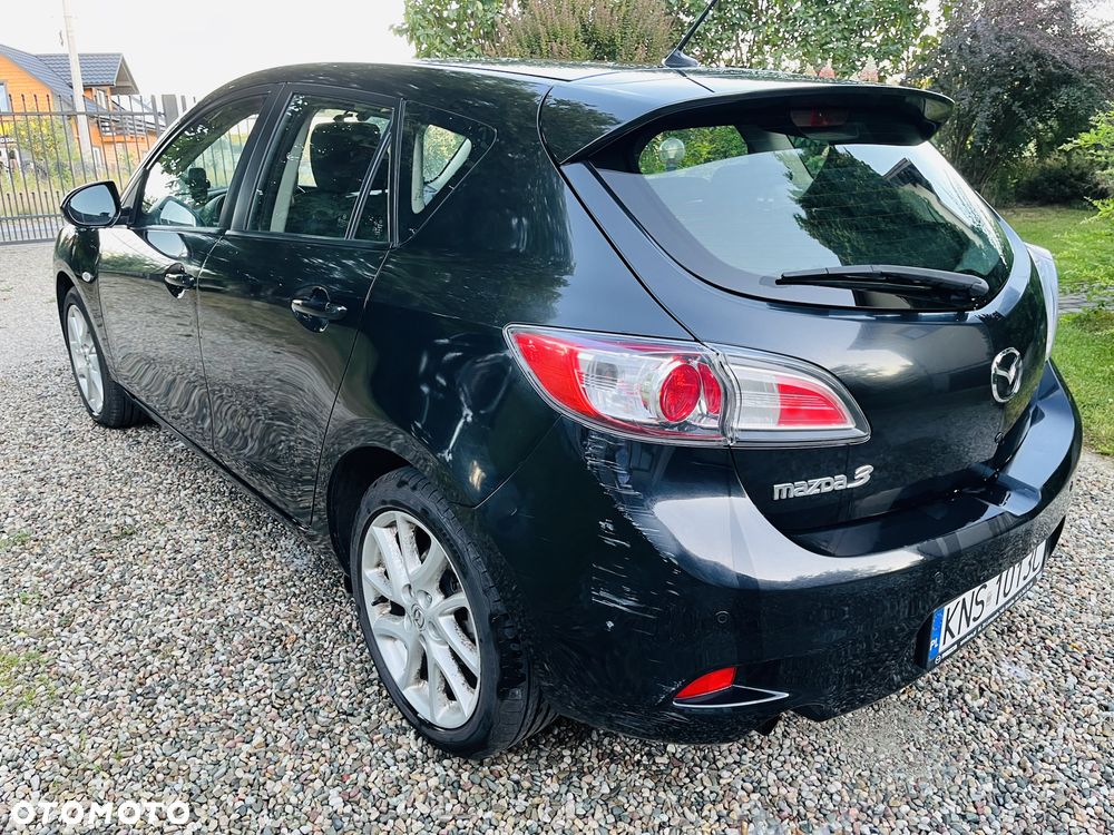 Mazda 3 1.6 Exclusive + - 3