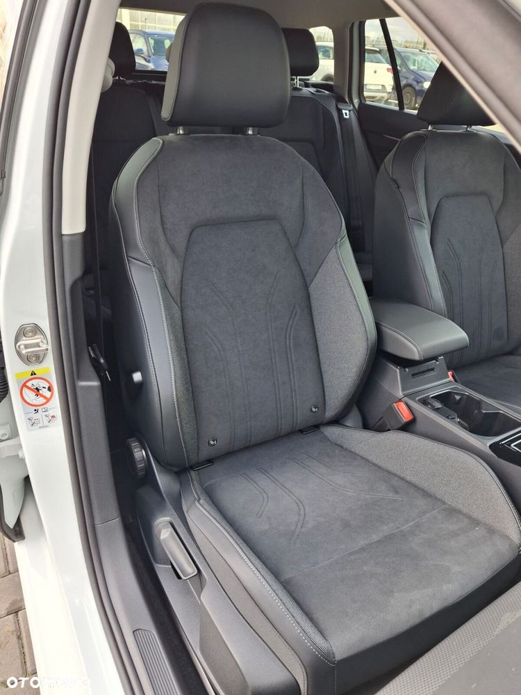 Volkswagen Golf Variant - 19