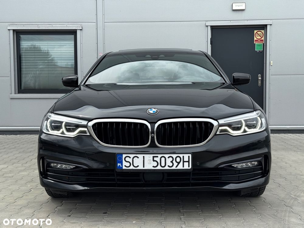 BMW Seria 5 520d Sport Line - 3