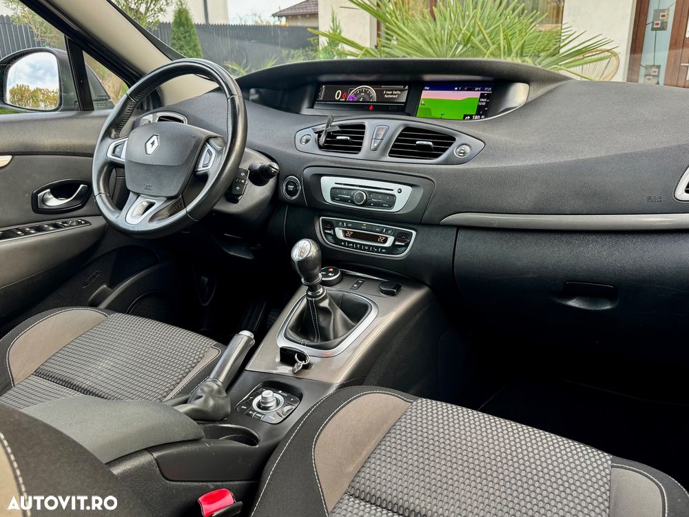 Renault Scenic - 30