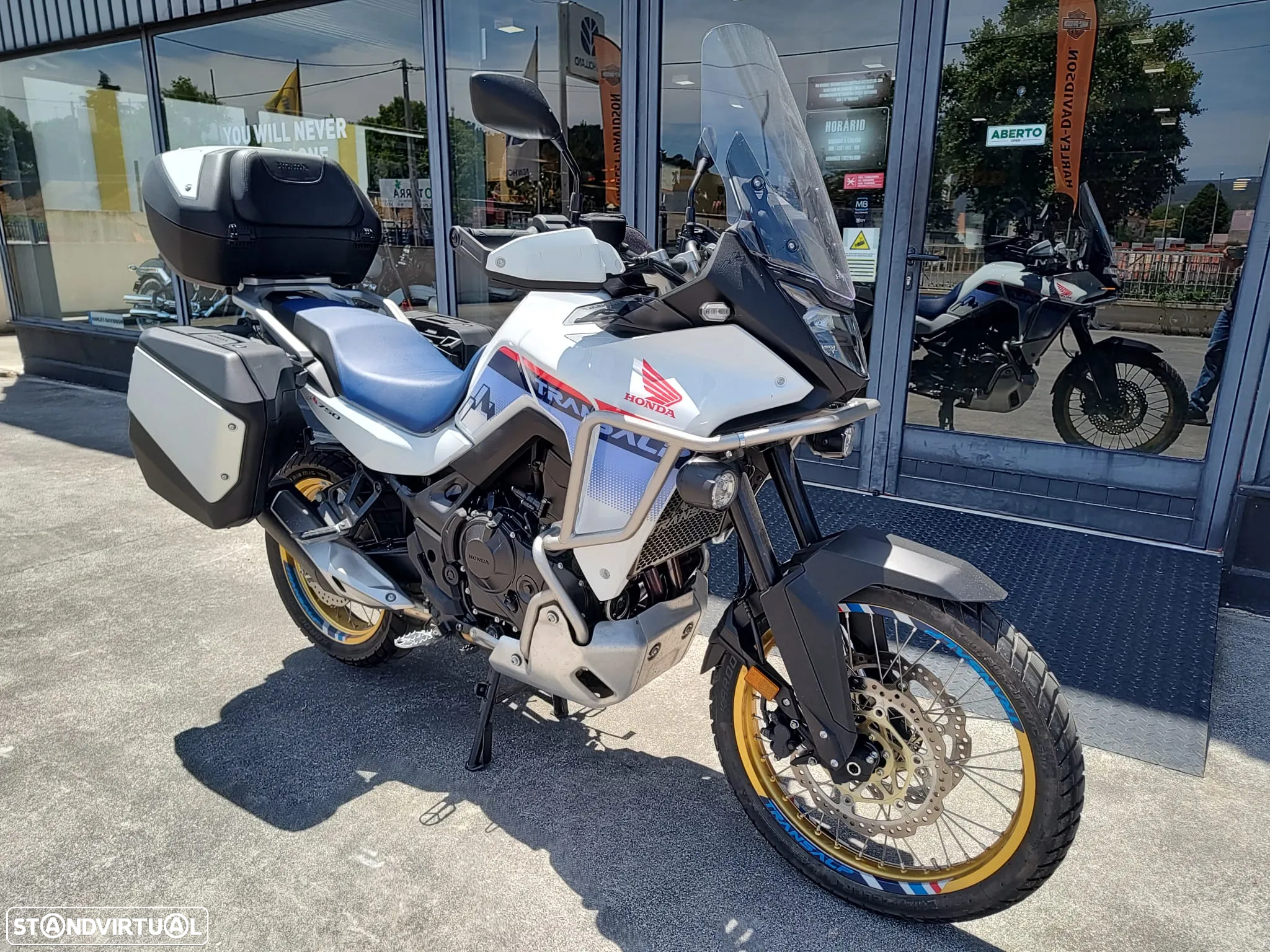 Honda Transalp 750 - 15