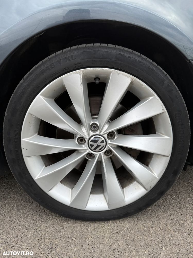 Volkswagen Passat CC - 9
