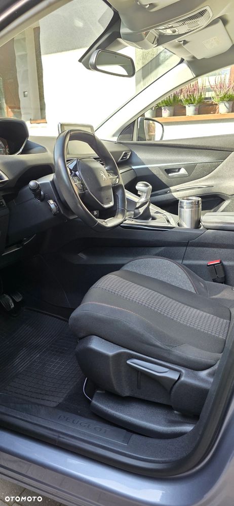 Peugeot 3008 HDi 115 Allure - 12