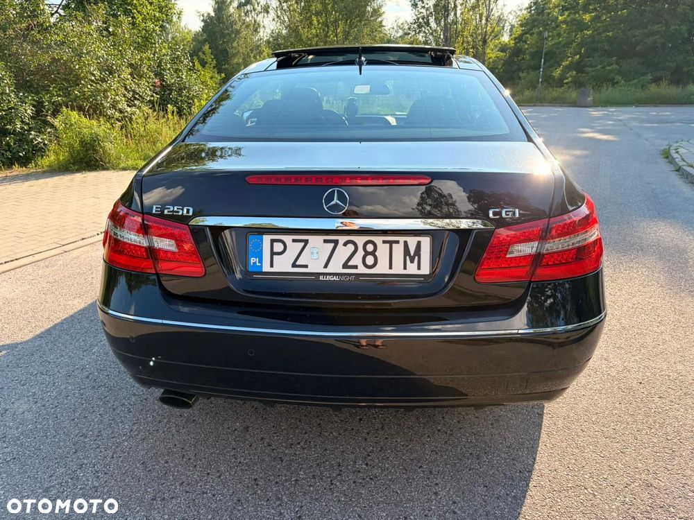 Mercedes-Benz Klasa E 250 CGI BlueEFFICIENCY Automatik Avantgarde - 4