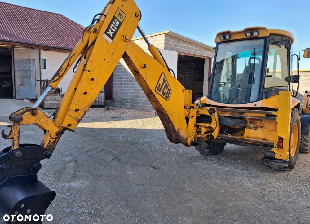 JCB 3CX - 8