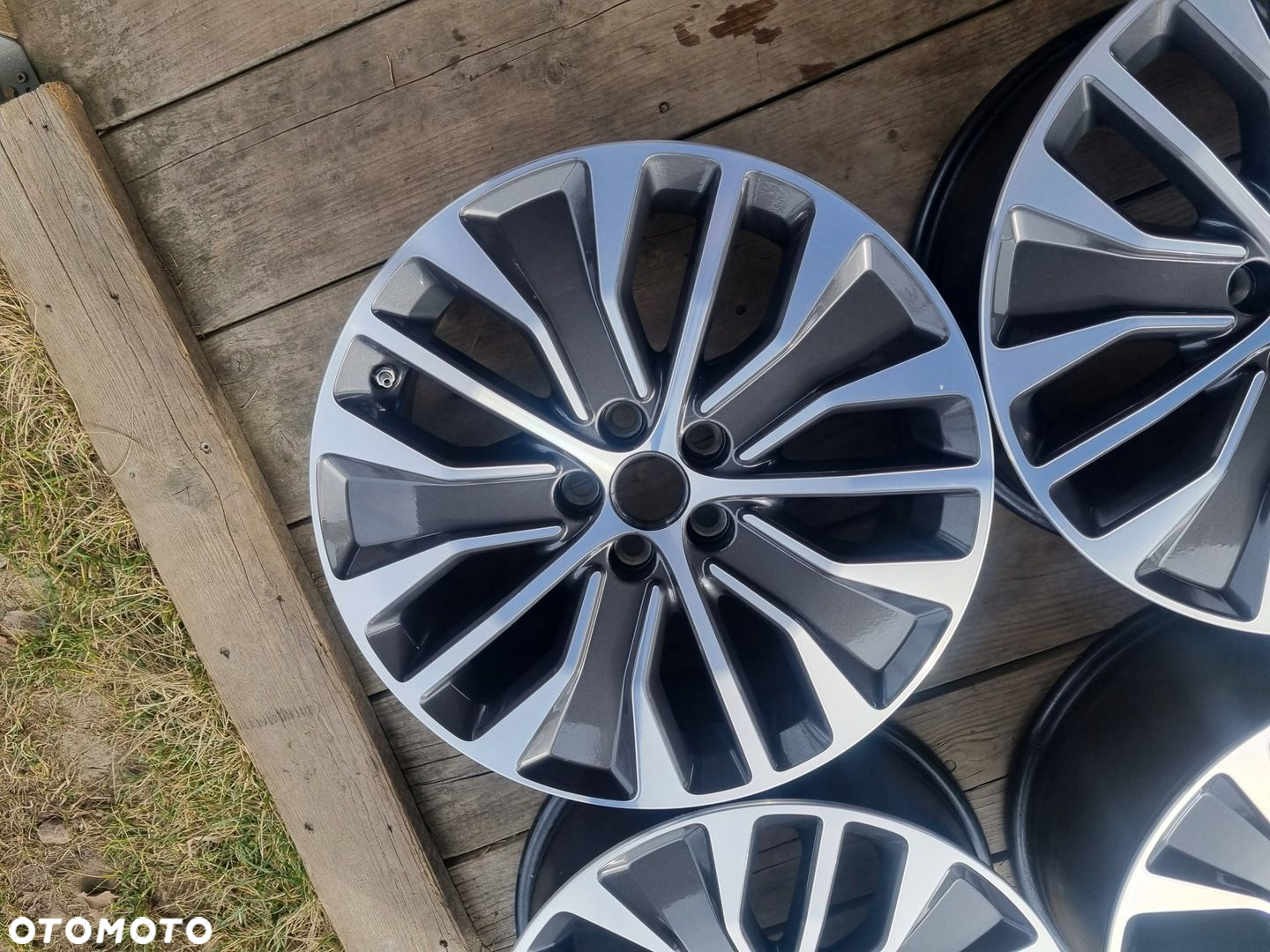 JAGUAR F-PACE,E-PACE,I-PACE,S-TYPE alu 7,5x18 ET45 5x108 4szt,super stan - 2