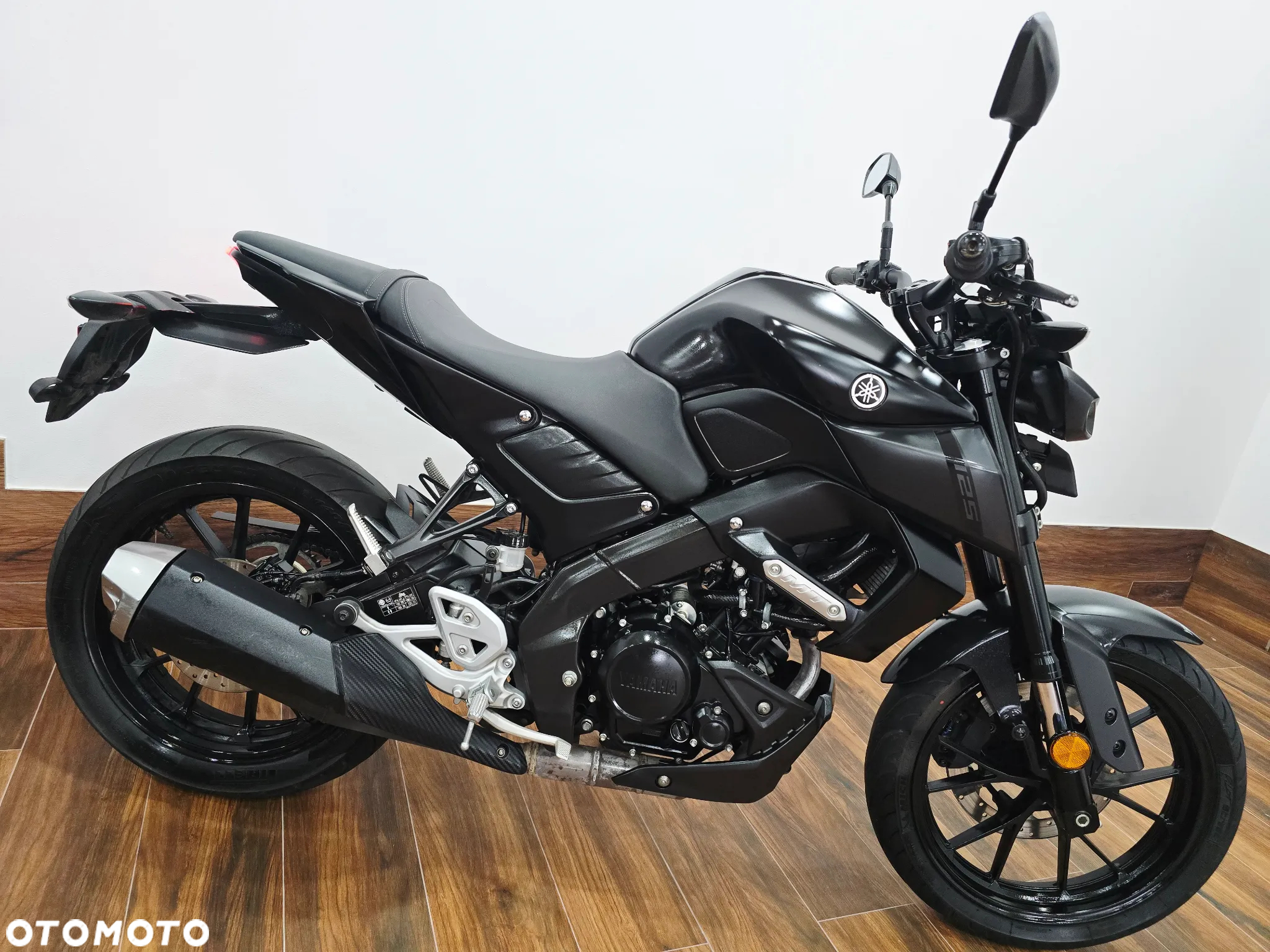 Yamaha MT - 8