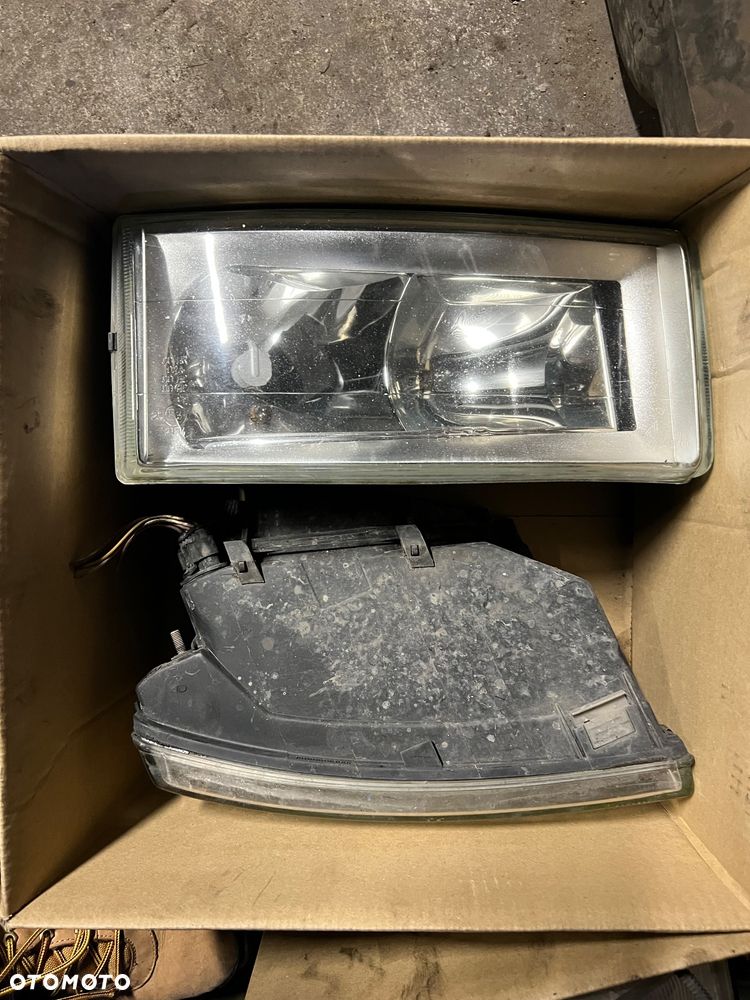 Lampy przednie lewa prawa Iveco Daily III 3.0 - 3