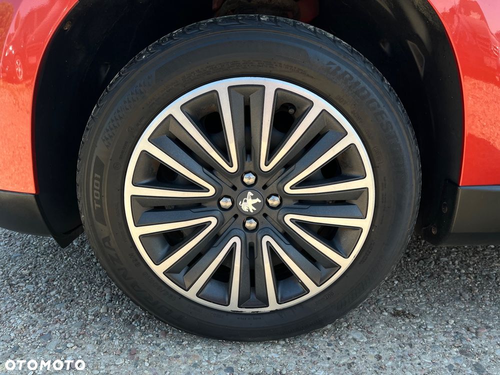 Peugeot 2008 1.6 e-HDi Active S&S - 25