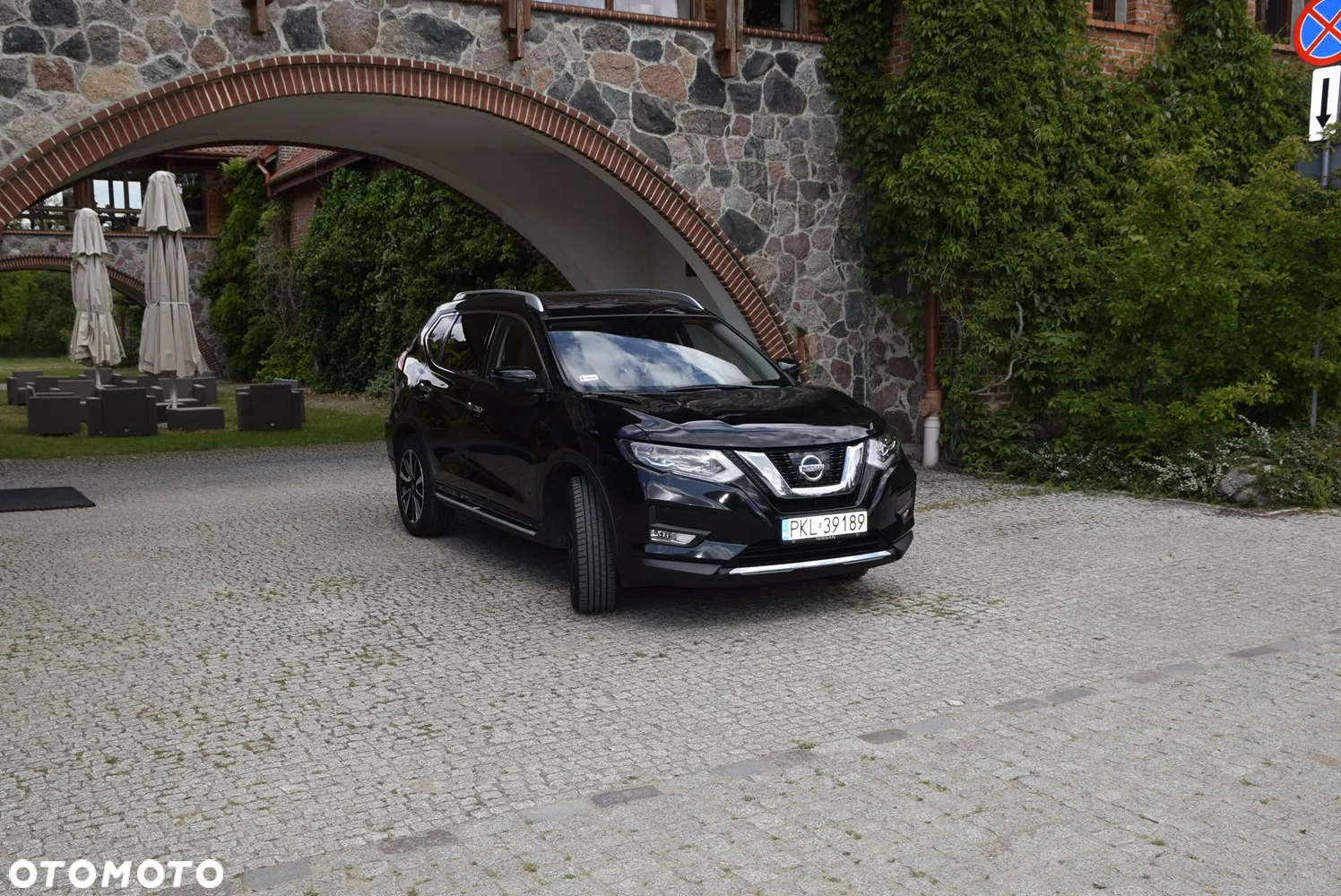 Nissan Rogue - 4