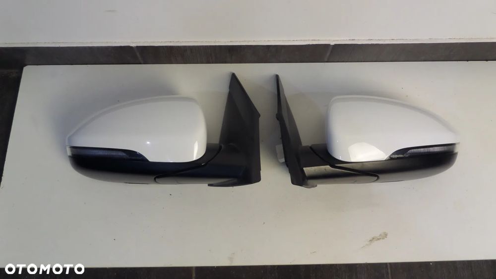 HYUNDAI TUCSON LIFT 18-20 LUSTERKO 8 PIN PYW PRAWE EUROPA - 1