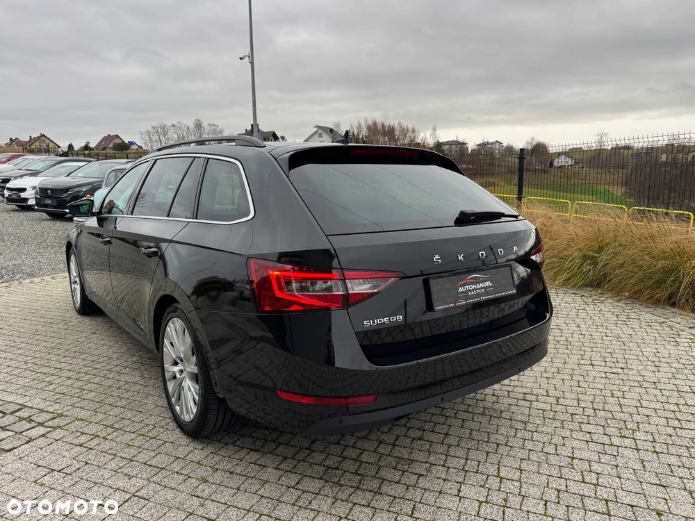Skoda Superb 2.0 TDI DSG Ambition - 7