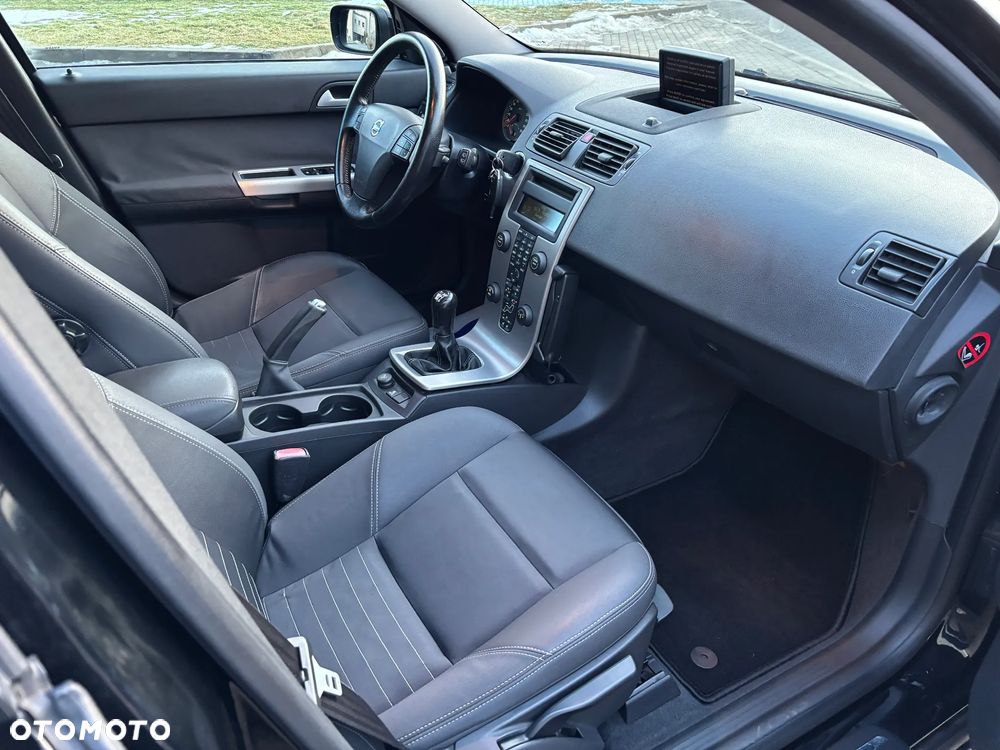 Volvo V50 2.0D DPF Momentum - 10