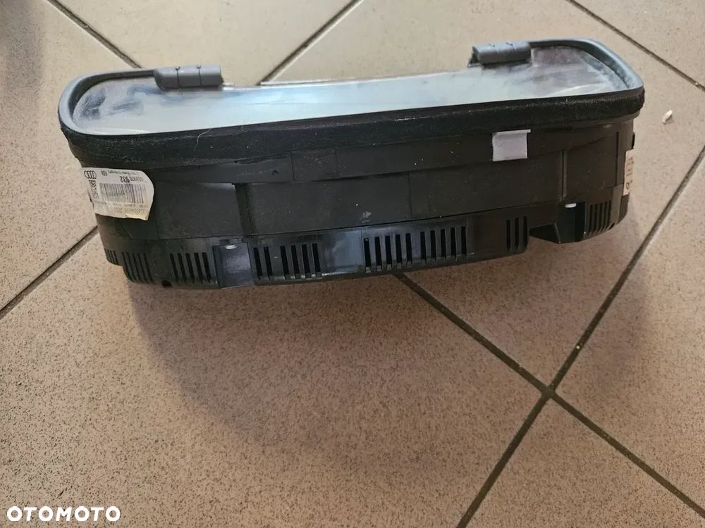 LICZNIK 0263664226 AUDI A4 B7 2.0 TDI - 4