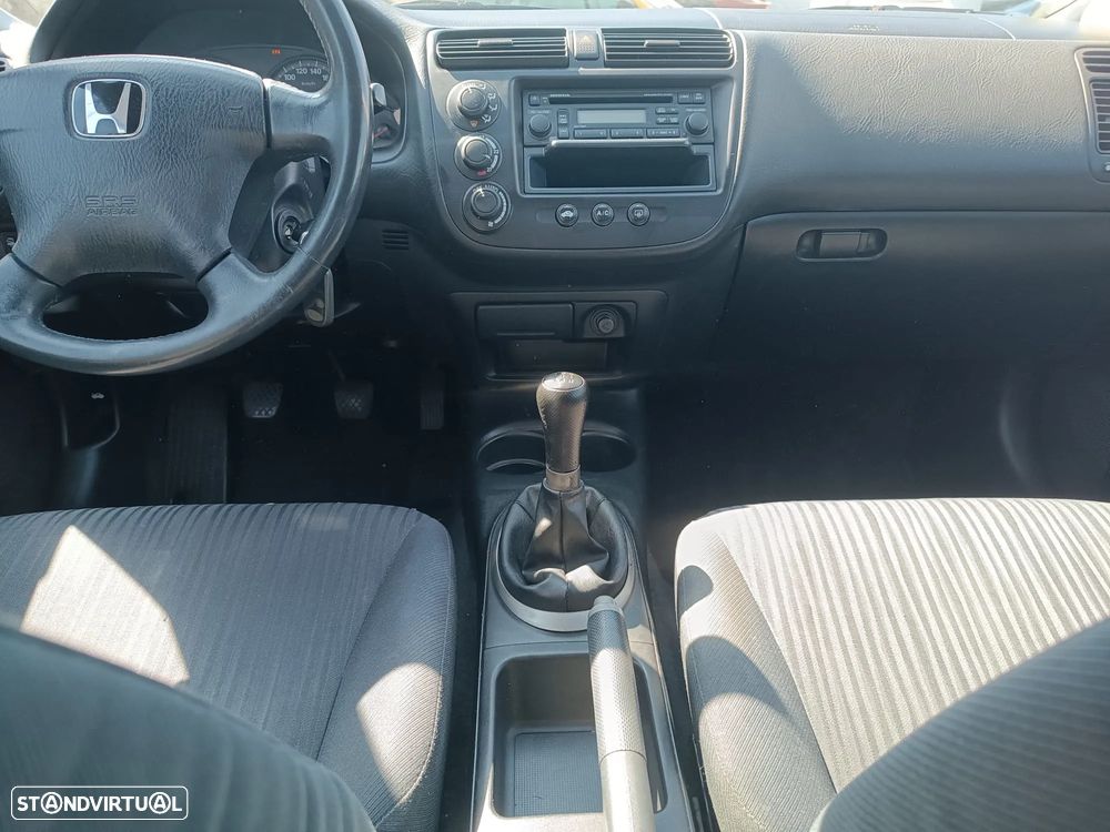 Honda Civic 1.6 ES - 18