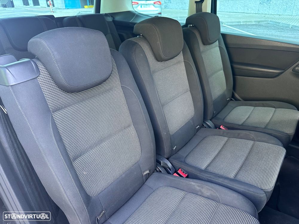 VW Sharan 2.0 TDI Confortline - 26