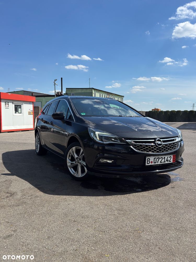 Opel Astra 1.4 Turbo Innovation - 1