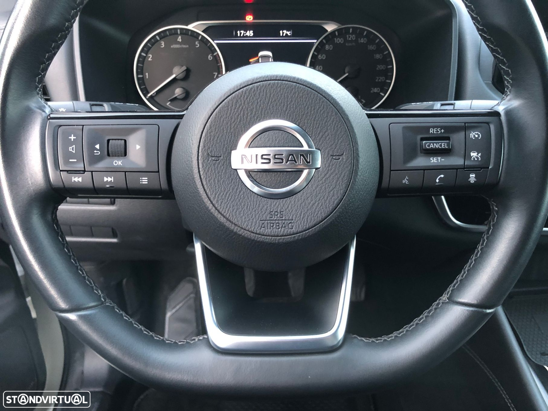Nissan Qashqai 1.3 DIG-T Acenta - 11