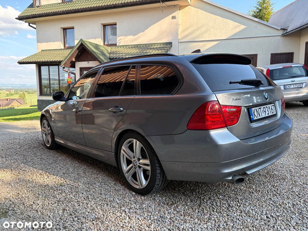 BMW Seria 3 320d xDrive - 4