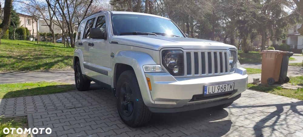 Jeep Liberty 3.7 4x4 - 7
