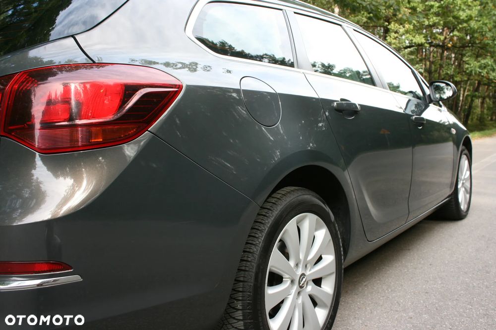 Opel Astra 1.4 Turbo Cosmo - 16