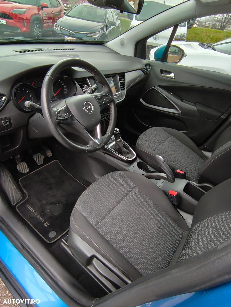 Opel Crossland - 8
